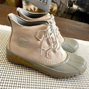 EUC SOREL women’s boots size 6.5